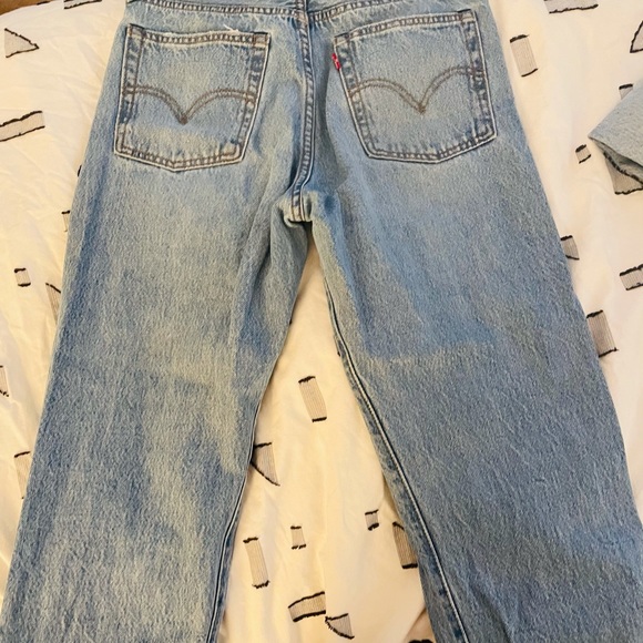 Levi’s Wedgie Straight Jeans with rips - Picture 7 of 9